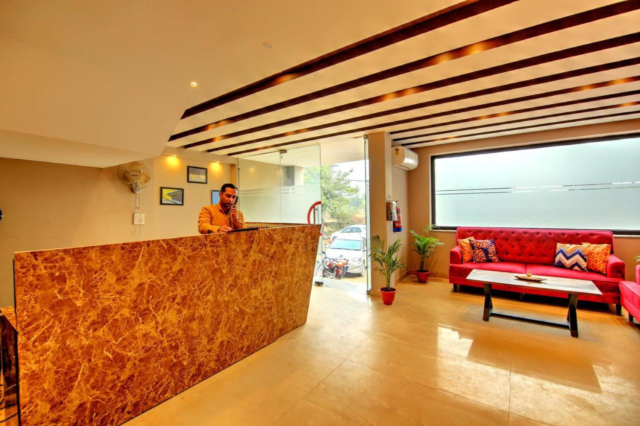 Artisan Rooms New Delhi Exteriör bild
