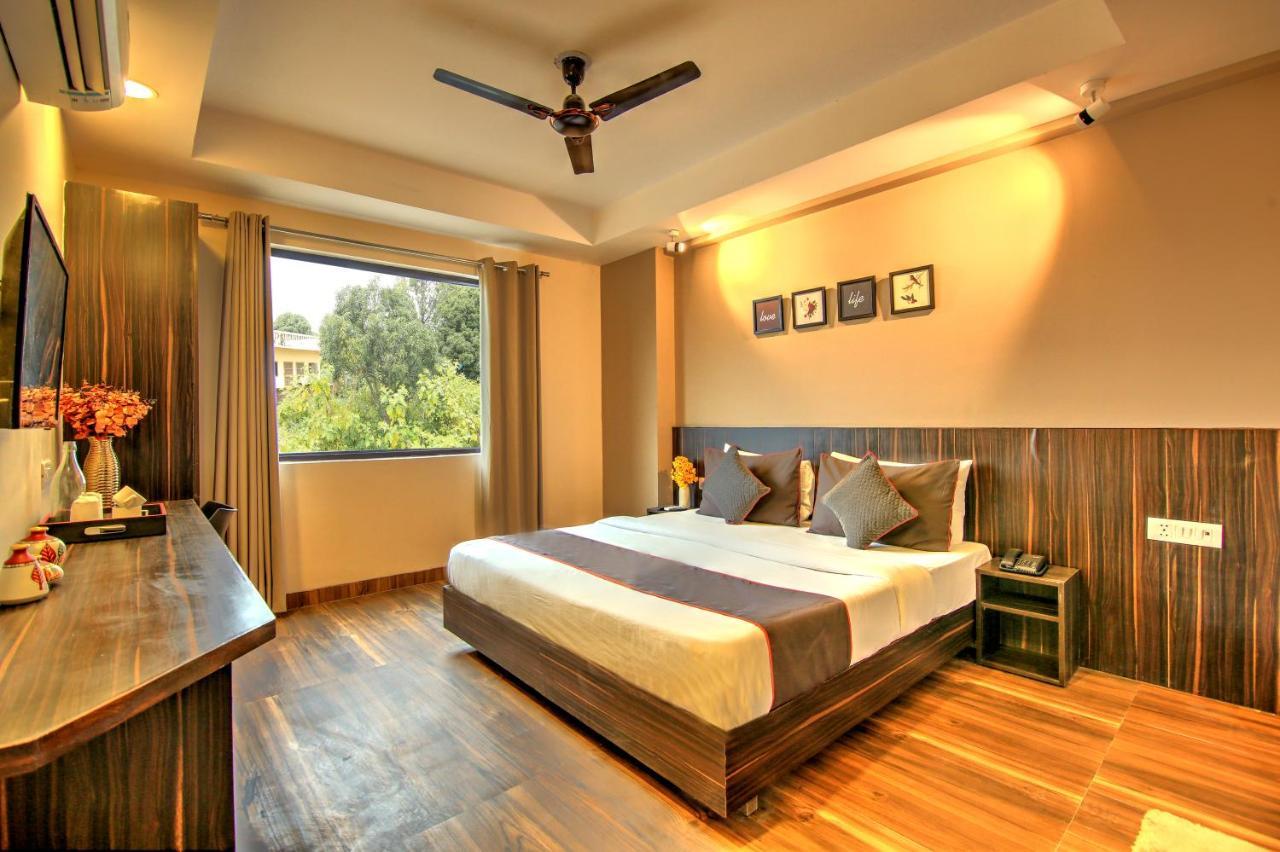 Artisan Rooms New Delhi Exteriör bild